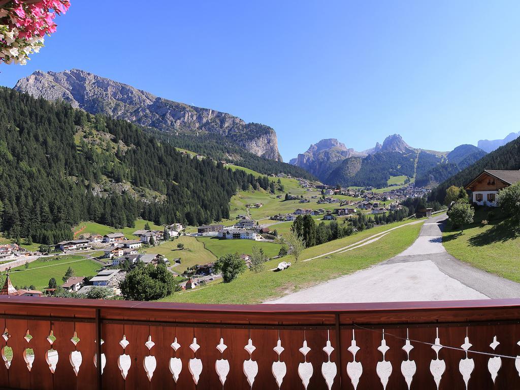 Garni Martlhof Hotel Selva di Val Gardena Kültér fotó